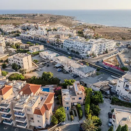 Holiday home Seaside Sun Kissed House With Pool In Tourist Area Paphos